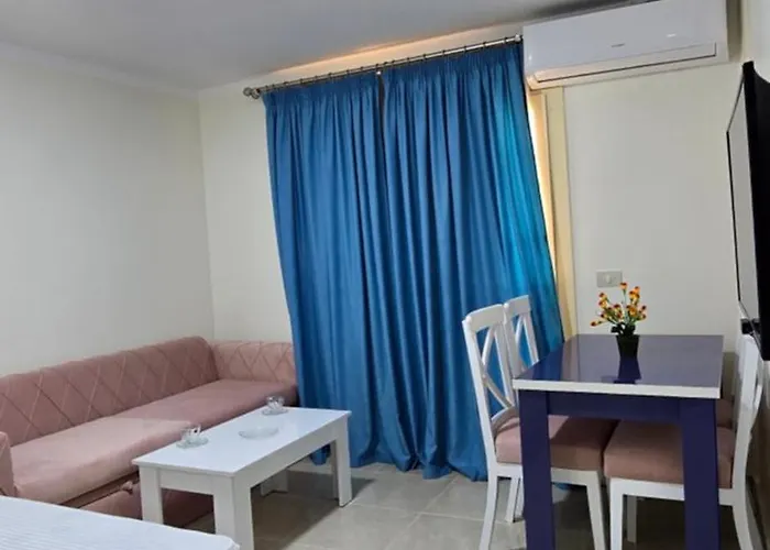 Tiba Golden Blue Oasis شقة