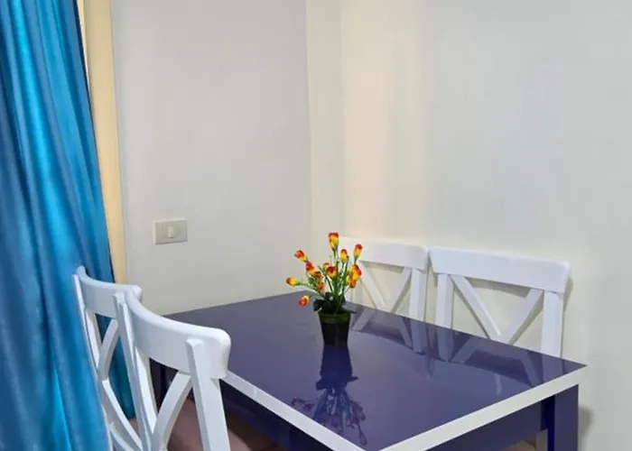 Tiba Golden Blue Oasis شقة *